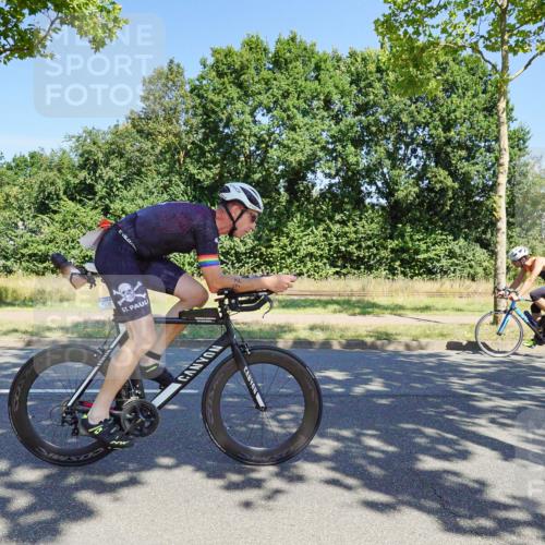 09.08.2026 - GEWOBA Citytriathlon Bremen Michael Burmester http://msf.ph/oto/9961000 09.08.2026 13:01:14 Radfahren 551, 556, 558, 643, 644, 782, 785, 797, 801, 843, 854, 1140 meine-sportfotos.de
