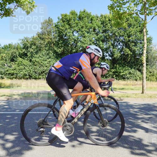 09.08.2026 - GEWOBA Citytriathlon Bremen Michael Burmester http://msf.ph/oto/9961006 09.08.2026 13:01:22 Radfahren 551, 556, 643, 666, 714, 782, 797, 801, 854, 878, 1140 meine-sportfotos.de