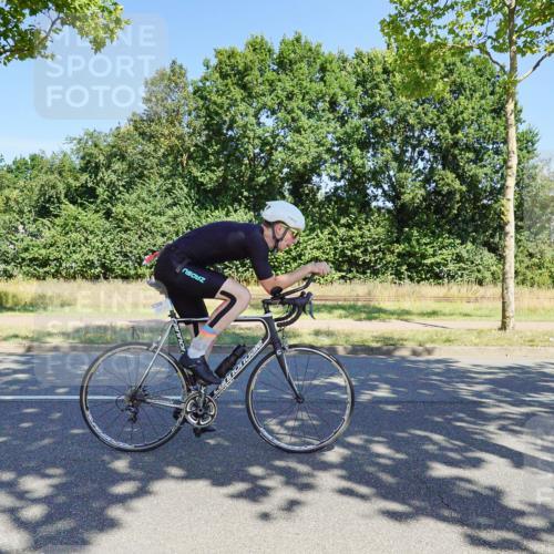 09.08.2026 - GEWOBA Citytriathlon Bremen Michael Burmester http://msf.ph/oto/9961007 09.08.2026 13:01:23 Radfahren 551, 556, 666, 714, 797, 801, 854, 859, 878, 1140 meine-sportfotos.de
