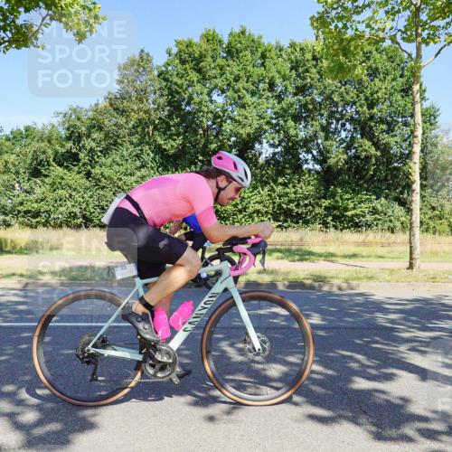 09.08.2026 - GEWOBA Citytriathlon Bremen Michael Burmester http://msf.ph/oto/9961032 09.08.2026 13:02:01 Radfahren 546, 610, 731, 764, 813, 887, 889, 957, 1125 meine-sportfotos.de