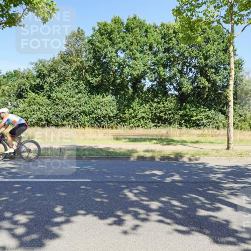 09.08.2026 - GEWOBA Citytriathlon Bremen Michael Burmester http://msf.ph/oto/9961067 09.08.2026 13:02:47 Radfahren 549, 597, 607, 654, 681, 691, 1020 meine-sportfotos.de