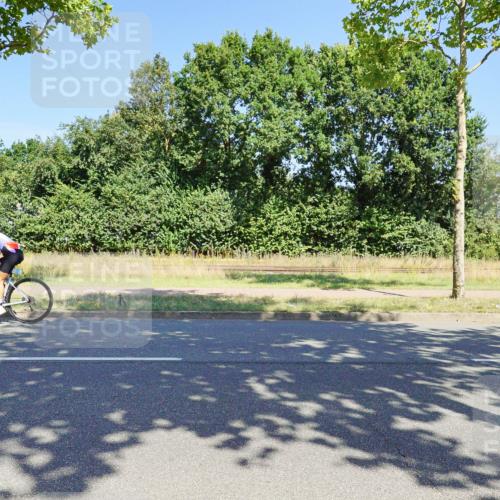 09.08.2026 - GEWOBA Citytriathlon Bremen Michael Burmester http://msf.ph/oto/9961074 09.08.2026 13:02:59 Radfahren 549, 597, 681, 1105 meine-sportfotos.de