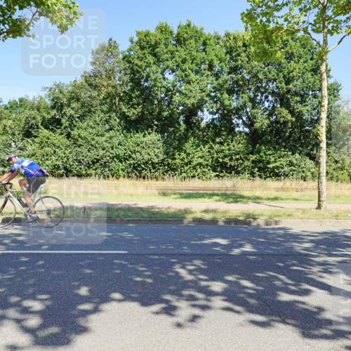 09.08.2026 - GEWOBA Citytriathlon Bremen Michael Burmester http://msf.ph/oto/9961078 09.08.2026 13:03:05 Radfahren 597, 681, 779, 898, 1102, 1105 meine-sportfotos.de