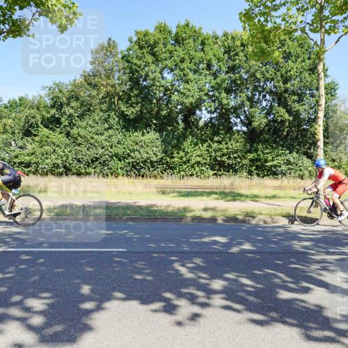 09.08.2026 - GEWOBA Citytriathlon Bremen Michael Burmester http://msf.ph/oto/9961085 09.08.2026 13:03:20 Radfahren 703, 735, 768, 779, 885, 898, 945, 985, 1102 meine-sportfotos.de