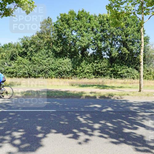 09.08.2026 - GEWOBA Citytriathlon Bremen Michael Burmester http://msf.ph/oto/9961103 09.08.2026 13:03:37 Radfahren 575, 591, 616, 721, 735, 793, 835, 885, 945, 1106, 1122 meine-sportfotos.de