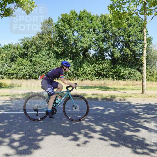 09.08.2026 - GEWOBA Citytriathlon Bremen Michael Burmester http://msf.ph/oto/9961129 09.08.2026 13:04:18 Radfahren 630, 662, 853, 881, 883, 936, 941, 955, 997, 1001 meine-sportfotos.de