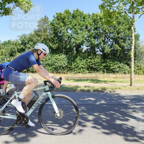 09.08.2026 - GEWOBA Citytriathlon Bremen Michael Burmester http://msf.ph/oto/9961132 09.08.2026 13:04:24 Radfahren 112, 569, 630, 853, 881, 883, 936, 941, 955, 962, 997, 1002 meine-sportfotos.de