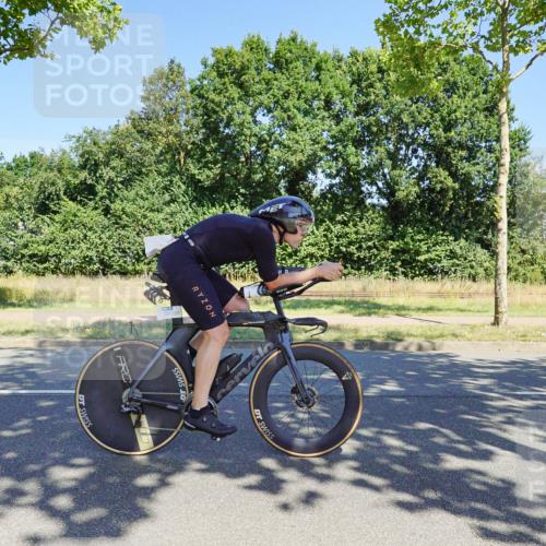 09.08.2026 - GEWOBA Citytriathlon Bremen Michael Burmester http://msf.ph/oto/9961143 09.08.2026 13:04:50 Radfahren 738, 747, 773, 777, 856, 908, 1160 meine-sportfotos.de