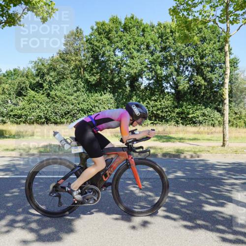 09.08.2026 - GEWOBA Citytriathlon Bremen Michael Burmester http://msf.ph/oto/9961200 09.08.2026 13:06:32 Radfahren 544, 624, 645, 647, 677, 683, 685, 811, 824, 882, 927, 987 meine-sportfotos.de