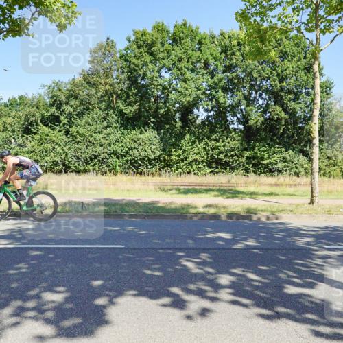 09.08.2026 - GEWOBA Citytriathlon Bremen Michael Burmester http://msf.ph/oto/9961209 09.08.2026 13:06:44 Radfahren 544, 554, 563, 624, 644, 811, 824, 874, 882, 983, 987 meine-sportfotos.de