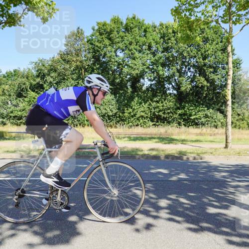 09.08.2026 - GEWOBA Citytriathlon Bremen Michael Burmester http://msf.ph/oto/9961211 09.08.2026 13:06:50 Radfahren 544, 554, 563, 644, 719, 811, 874, 924, 983 meine-sportfotos.de