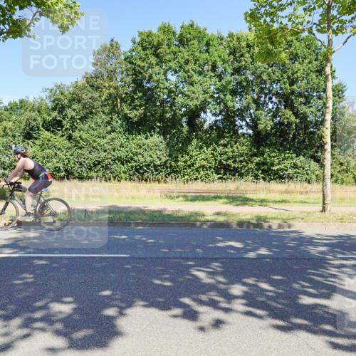 09.08.2026 - GEWOBA Citytriathlon Bremen Michael Burmester http://msf.ph/oto/9961236 09.08.2026 13:07:49 Radfahren 590, 648, 875, 932 meine-sportfotos.de