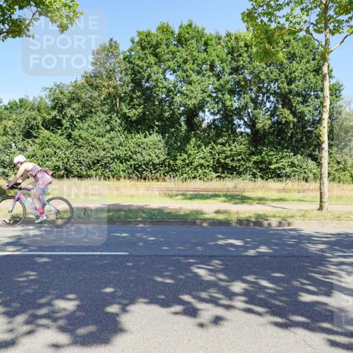 09.08.2026 - GEWOBA Citytriathlon Bremen Michael Burmester http://msf.ph/oto/9961262 09.08.2026 13:08:42 Radfahren 605, 641, 686, 756, 820, 852, 904, 1016, 1137 meine-sportfotos.de