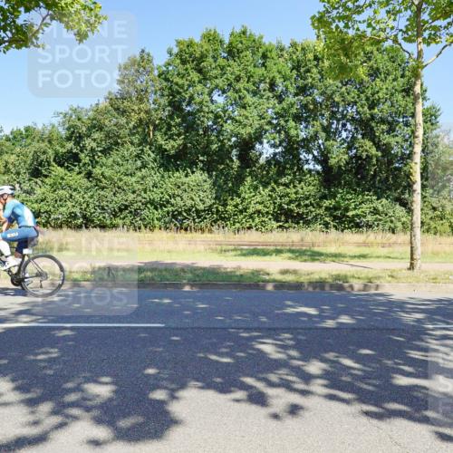 09.08.2026 - GEWOBA Citytriathlon Bremen Michael Burmester http://msf.ph/oto/9961332 09.08.2026 13:10:47 Radfahren 598, 716, 717, 750, 823, 967, 993 meine-sportfotos.de