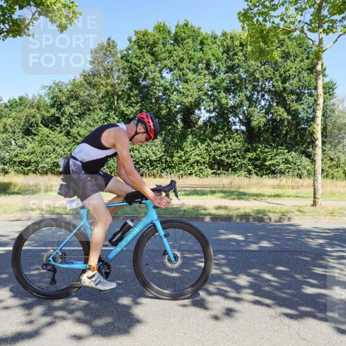 09.08.2026 - GEWOBA Citytriathlon Bremen Michael Burmester http://msf.ph/oto/9961360 09.08.2026 13:11:28 Radfahren 566, 606, 611, 639, 655, 728, 788, 790, 792, 814, 869, 901 meine-sportfotos.de