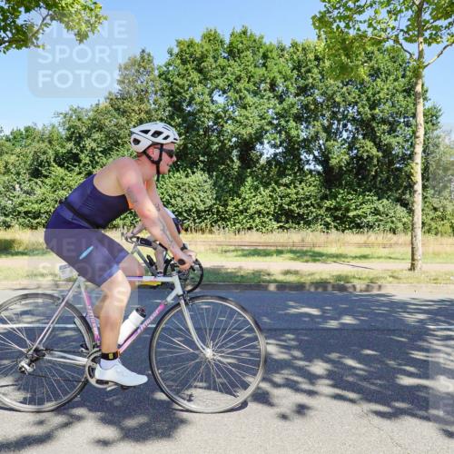 09.08.2026 - GEWOBA Citytriathlon Bremen Michael Burmester http://msf.ph/oto/9961362 09.08.2026 13:11:29 Radfahren 566, 582, 606, 611, 639, 655, 728, 788, 790, 792, 814, 869, 901 meine-sportfotos.de