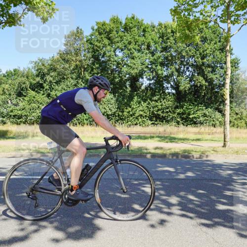 09.08.2026 - GEWOBA Citytriathlon Bremen Michael Burmester http://msf.ph/oto/9961376 09.08.2026 13:11:46 Radfahren 582, 609, 726, 855, 867, 990, 1119 meine-sportfotos.de