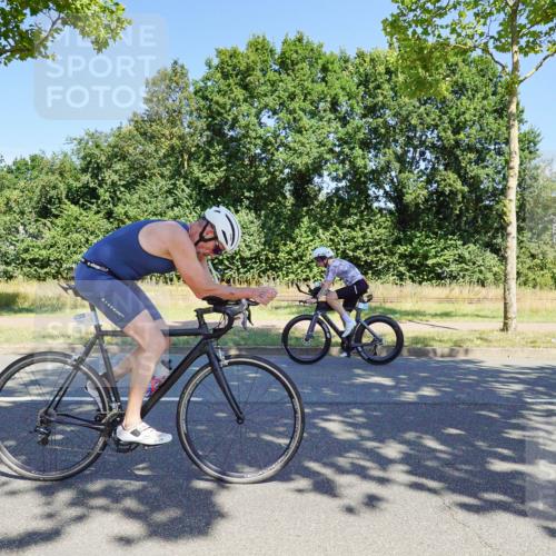 09.08.2026 - GEWOBA Citytriathlon Bremen Michael Burmester http://msf.ph/oto/9961380 09.08.2026 13:11:56 Radfahren 609, 726, 783, 848, 855, 867, 990, 1119 meine-sportfotos.de