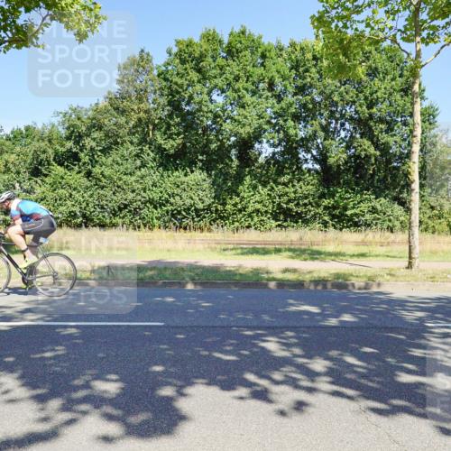 09.08.2026 - GEWOBA Citytriathlon Bremen Michael Burmester http://msf.ph/oto/9961389 09.08.2026 13:12:12 Radfahren 638, 745, 758, 781, 783, 812, 848 meine-sportfotos.de