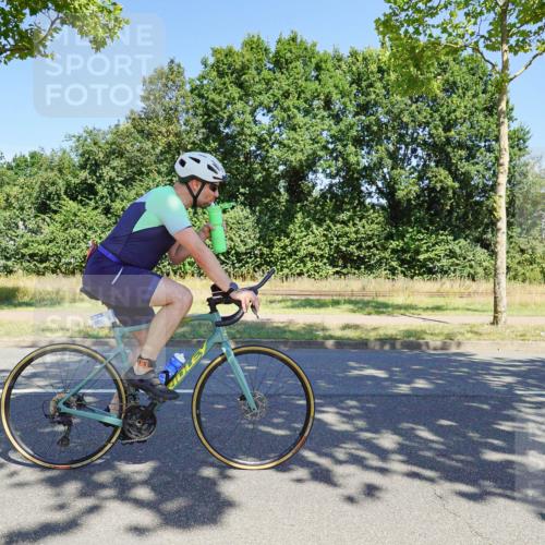 09.08.2026 - GEWOBA Citytriathlon Bremen Michael Burmester http://msf.ph/oto/9961396 09.08.2026 13:12:22 Radfahren 552, 636, 638, 744, 745, 758, 781, 812, 816, 846, 861, 864, 909, 935, 981, 1015, 1019 meine-sportfotos.de