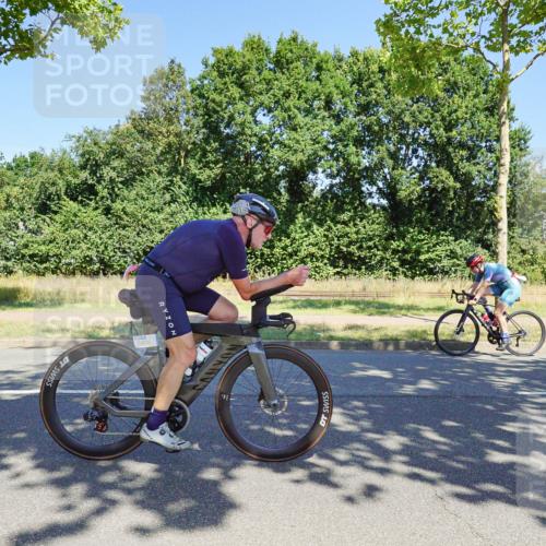 09.08.2026 - GEWOBA Citytriathlon Bremen Michael Burmester http://msf.ph/oto/9961425 09.08.2026 13:13:26 Radfahren 839, 871, 920, 921, 982 meine-sportfotos.de
