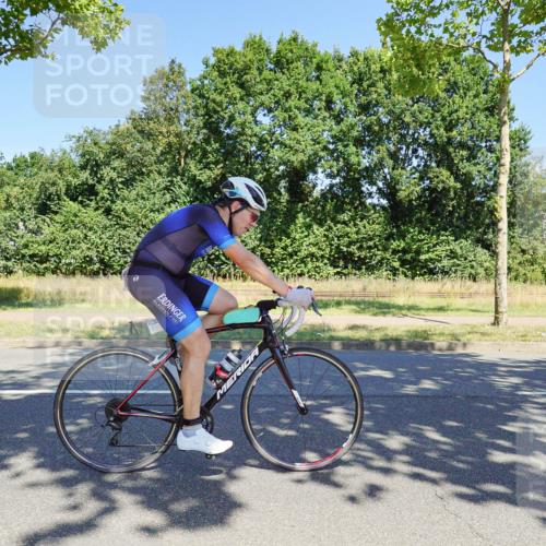 09.08.2026 - GEWOBA Citytriathlon Bremen Michael Burmester http://msf.ph/oto/9961435 09.08.2026 13:13:48 Radfahren 568, 759, 763, 840, 897, 938, 970, 1156 meine-sportfotos.de