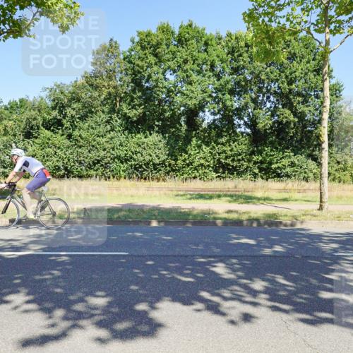 09.08.2026 - GEWOBA Citytriathlon Bremen Michael Burmester http://msf.ph/oto/9961457 09.08.2026 13:14:44 Radfahren 574, 872, 896 meine-sportfotos.de