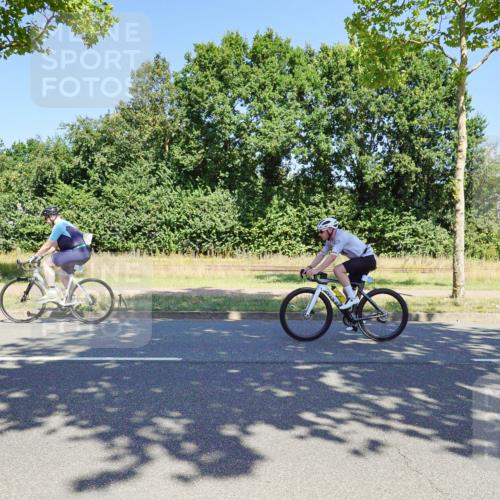 09.08.2026 - GEWOBA Citytriathlon Bremen Michael Burmester http://msf.ph/oto/9961571 09.08.2026 13:19:52 Radfahren 656, 785, 817, 1014, 1107 meine-sportfotos.de