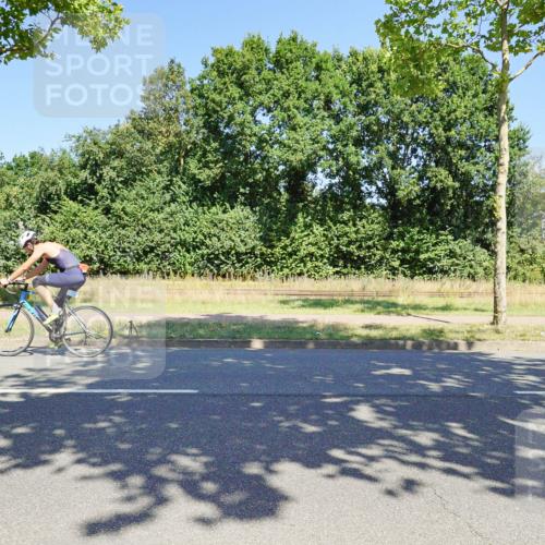 09.08.2026 - GEWOBA Citytriathlon Bremen Michael Burmester http://msf.ph/oto/9961580 09.08.2026 13:20:18 Radfahren 859, 933, 943, 1140 meine-sportfotos.de