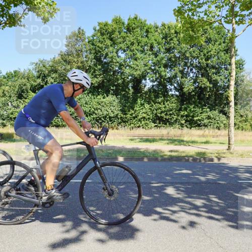 09.08.2026 - GEWOBA Citytriathlon Bremen Michael Burmester http://msf.ph/oto/9961593 09.08.2026 13:21:17 Radfahren 546, 782, 887 meine-sportfotos.de