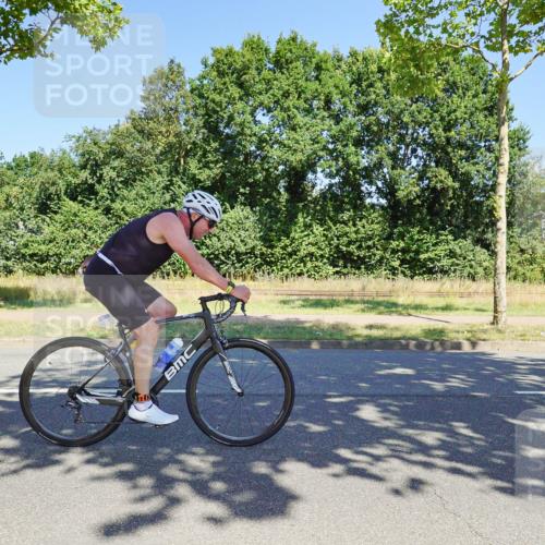 09.08.2026 - GEWOBA Citytriathlon Bremen Michael Burmester http://msf.ph/oto/9961594 09.08.2026 13:21:20 Radfahren 546, 782, 887 meine-sportfotos.de
