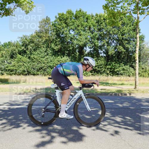 09.08.2026 - GEWOBA Citytriathlon Bremen Michael Burmester http://msf.ph/oto/9961596 09.08.2026 13:21:38 Radfahren 583 meine-sportfotos.de
