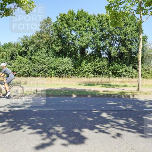 09.08.2026 - GEWOBA Citytriathlon Bremen Michael Burmester http://msf.ph/oto/9961609 09.08.2026 13:22:37 Radfahren 731, 889, 890, 1157 meine-sportfotos.de
