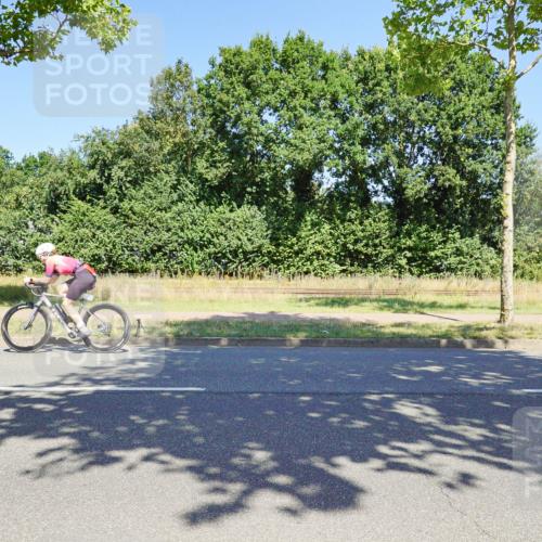 09.08.2026 - GEWOBA Citytriathlon Bremen Michael Burmester http://msf.ph/oto/9961688 09.08.2026 13:28:31 Radfahren  meine-sportfotos.de