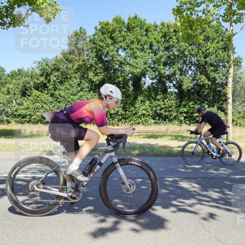 09.08.2026 - GEWOBA Citytriathlon Bremen Michael Burmester http://msf.ph/oto/9961694 09.08.2026 13:29:24 Radfahren 947 meine-sportfotos.de