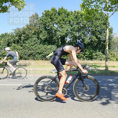 09.08.2026 - GEWOBA Citytriathlon Bremen Michael Burmester http://msf.ph/oto/9961801 09.08.2026 14:09:16 Radfahren 32, 140, 170, 181, 185, 187, 189 meine-sportfotos.de