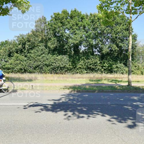 09.08.2026 - GEWOBA Citytriathlon Bremen Michael Burmester http://msf.ph/oto/9961827 09.08.2026 14:10:11 Radfahren 16, 35, 97, 154, 177 meine-sportfotos.de