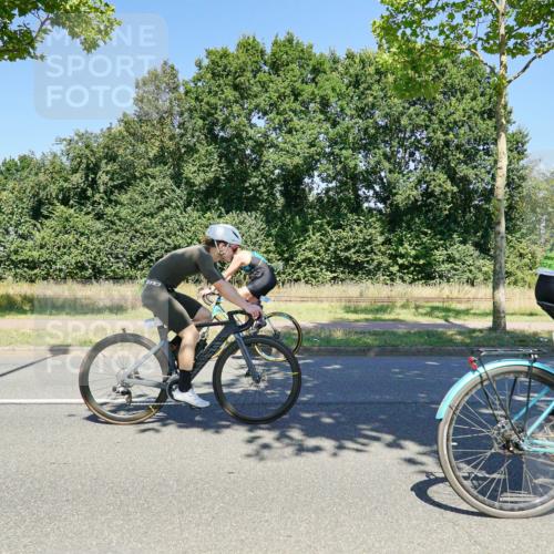 09.08.2026 - GEWOBA Citytriathlon Bremen Michael Burmester http://msf.ph/oto/9961864 09.08.2026 14:11:15 Radfahren 11, 13, 26, 33, 41, 68, 79, 84, 85, 109, 113, 117, 129, 139, 143, 144, 150 meine-sportfotos.de