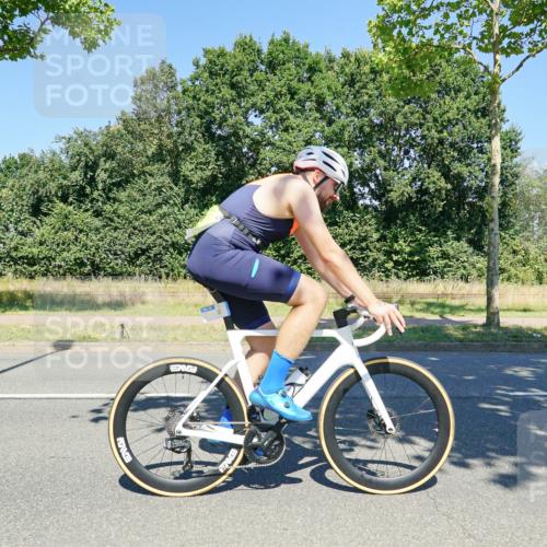 09.08.2026 - GEWOBA Citytriathlon Bremen Michael Burmester http://msf.ph/oto/9961900 09.08.2026 14:12:23 Radfahren 5, 27, 45, 91, 99, 105, 135, 169, 270 meine-sportfotos.de