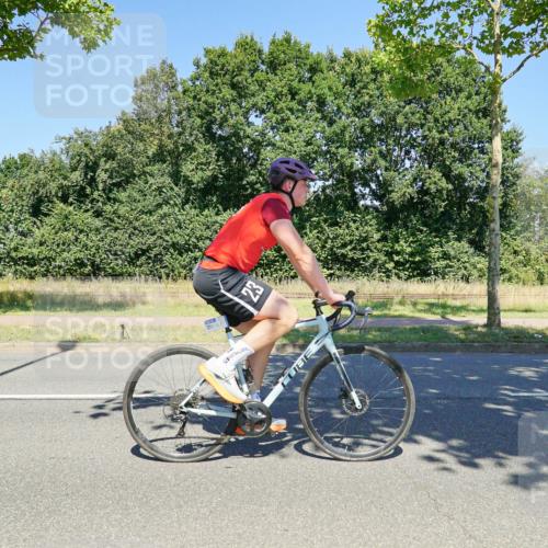 09.08.2026 - GEWOBA Citytriathlon Bremen Michael Burmester http://msf.ph/oto/9961943 09.08.2026 14:13:36 Radfahren 12, 17, 36, 52, 74, 86, 95, 98, 115, 152, 158, 179, 180, 200, 254, 346, 353 meine-sportfotos.de