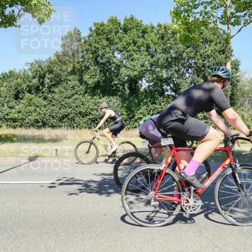 09.08.2026 - GEWOBA Citytriathlon Bremen Michael Burmester http://msf.ph/oto/9961968 09.08.2026 14:14:30 Radfahren 9, 19, 28, 53, 90, 265, 278, 401 meine-sportfotos.de