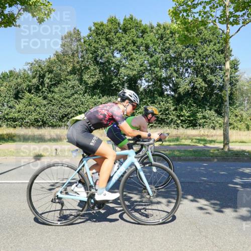 09.08.2026 - GEWOBA Citytriathlon Bremen Michael Burmester http://msf.ph/oto/9962092 09.08.2026 14:17:44 Radfahren 106, 193, 229, 235, 256, 269, 290, 293, 309, 316, 320, 336, 337, 378, 429, 457, 470, 485 meine-sportfotos.de