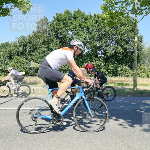 09.08.2026 - GEWOBA Citytriathlon Bremen Michael Burmester http://msf.ph/oto/9962103 09.08.2026 14:17:56 Radfahren 65, 190, 205, 235, 256, 290, 292, 293, 305, 316, 320, 336, 362, 364, 371, 378, 457, 485 meine-sportfotos.de