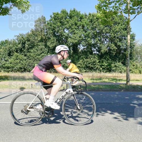 09.08.2026 - GEWOBA Citytriathlon Bremen Michael Burmester http://msf.ph/oto/9962136 09.08.2026 14:18:36 Radfahren 18, 173, 202, 213, 221, 276, 277, 280, 307, 314, 347, 352, 369, 377, 385, 448 meine-sportfotos.de