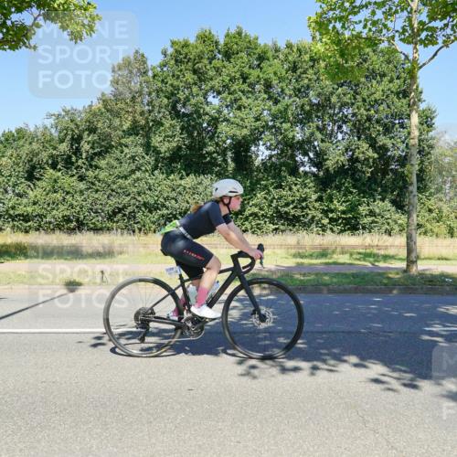 09.08.2026 - GEWOBA Citytriathlon Bremen Michael Burmester http://msf.ph/oto/9962166 09.08.2026 14:19:09 Radfahren 197, 204, 216, 223, 238, 253, 306, 341, 373 meine-sportfotos.de
