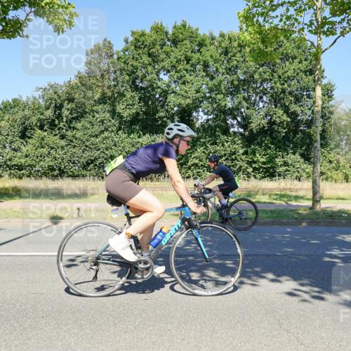 09.08.2026 - GEWOBA Citytriathlon Bremen Michael Burmester http://msf.ph/oto/9962168 09.08.2026 14:19:12 Radfahren 197, 204, 216, 223, 238, 253, 306, 335, 341, 373 meine-sportfotos.de