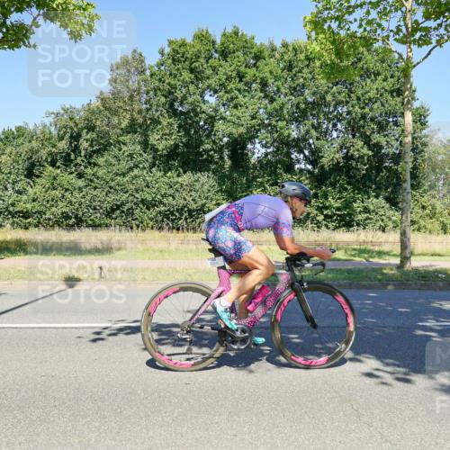 09.08.2026 - GEWOBA Citytriathlon Bremen Michael Burmester http://msf.ph/oto/9962170 09.08.2026 14:19:16 Radfahren 197, 204, 216, 223, 238, 253, 306, 335, 487, 523 meine-sportfotos.de