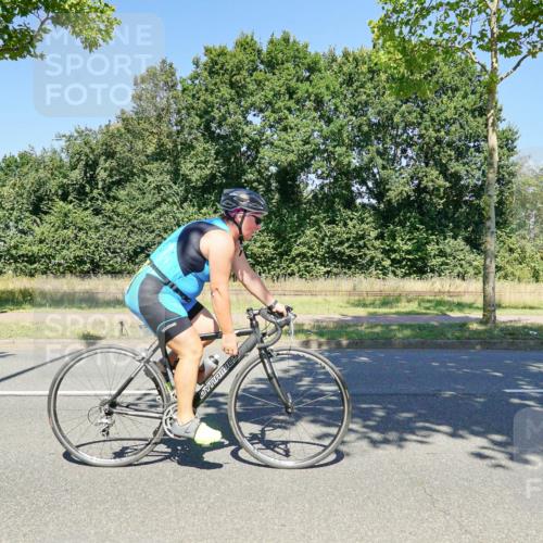 09.08.2026 - GEWOBA Citytriathlon Bremen Michael Burmester http://msf.ph/oto/9962245 09.08.2026 14:20:48 Radfahren 198, 264, 282, 390, 402, 438, 501, 508 meine-sportfotos.de