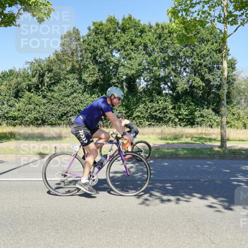 09.08.2026 - GEWOBA Citytriathlon Bremen Michael Burmester http://msf.ph/oto/9962274 09.08.2026 14:21:23 Radfahren 167, 299, 348, 388, 405, 412, 421, 422, 428, 440, 493, 525 meine-sportfotos.de