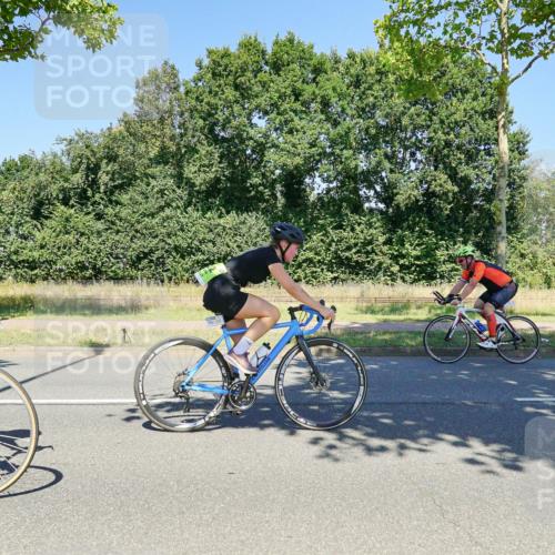 09.08.2026 - GEWOBA Citytriathlon Bremen Michael Burmester http://msf.ph/oto/9962308 09.08.2026 14:22:10 Radfahren 191, 212, 219, 296, 303, 311, 391, 432, 519 meine-sportfotos.de